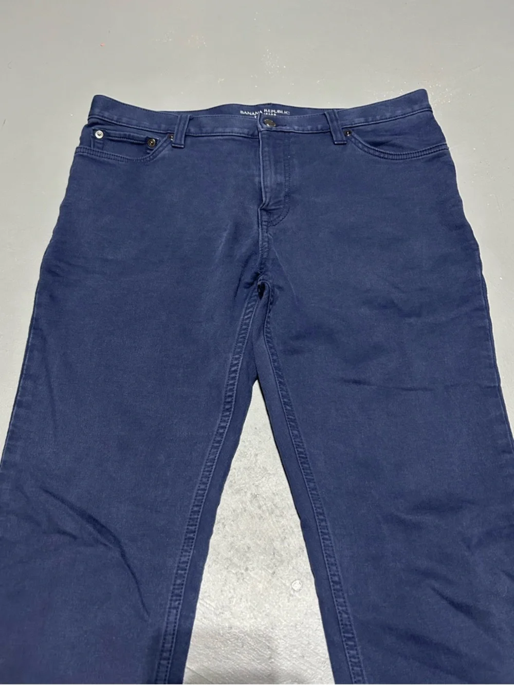 Banana Republic Blue Traveler Skinny Fit Stretch Soft Jean Pants (Men’s 34 x 32)